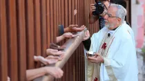 Misa de Obispos de Estados Unidos en la frontera con México, en Arizona. Foto: George Martell/The Pilot Media Group (CC BY-ND 2.0)