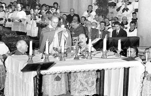 Misa de Pablo VI el 7 de marzo de 1965 en la Parroquia Ognissanti 