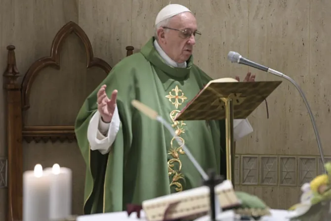 Papa Francisco: El pueblo de Dios sale adelante gracias a las mujeres valientes [VIDEO]