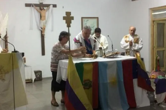 Migrantes en Argentina oran por la paz de los países en conflicto