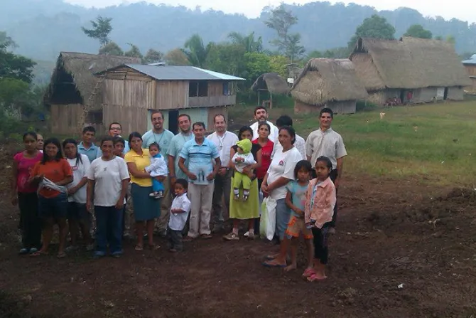 Seis seminaristas y tres sacerdotes parten este lunes a la misión de Picota en Perú