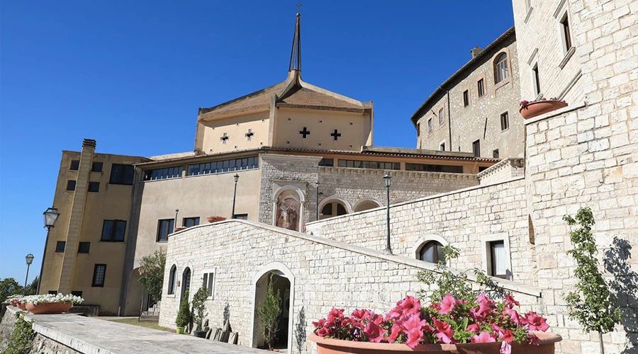 Monasterio de clarisas eremitas en Fara Sabina. Foto: www.clarisseremite.com?w=200&h=150