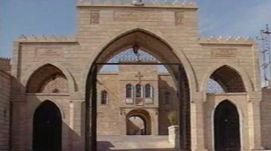Monasterio en Irak destrozado por el Estado Islámico es nuevamente consagrado al Señor