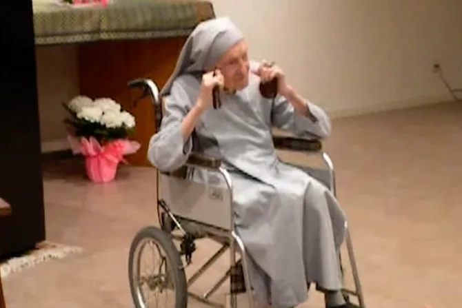 VIDEO: Misionera celebra sus 110 años al ritmo de las castañuelas en Japón