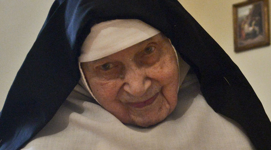 Fallece monja de 110 años que salvó judíos durante el Holocausto Monjapolaca-CecyliaRoszak-FlickrArquidiocesisCracovia-22112018