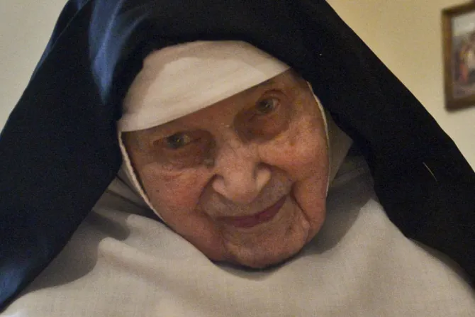 Fallece monja de 110 años que salvó judíos durante el Holocausto
