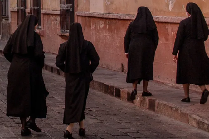 8 monjas mueren por coronavirus en una semana en un solo convento