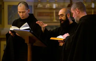 Monjes Benedictinos Foto Christopher Mc Lallen Courtesy Of De Montfort Music 