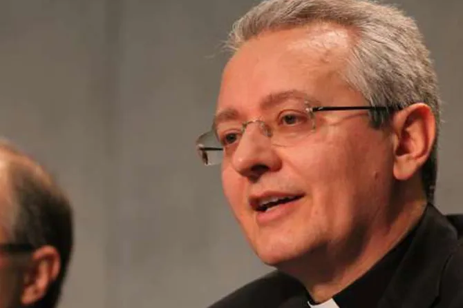 Mons. Ravelli nombrado nuevo Maestro de Celebraciones Litúrgicas Pontificias