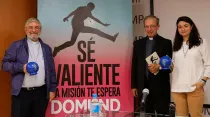 Mons Adolfo Zon, P. Anastasio Gil y Belén Manrique durante la presentación del DOMUND en Madrid / Foto: OMP