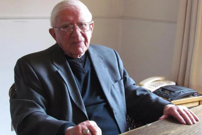 El Obispo más anciano del mundo cumple años hoy