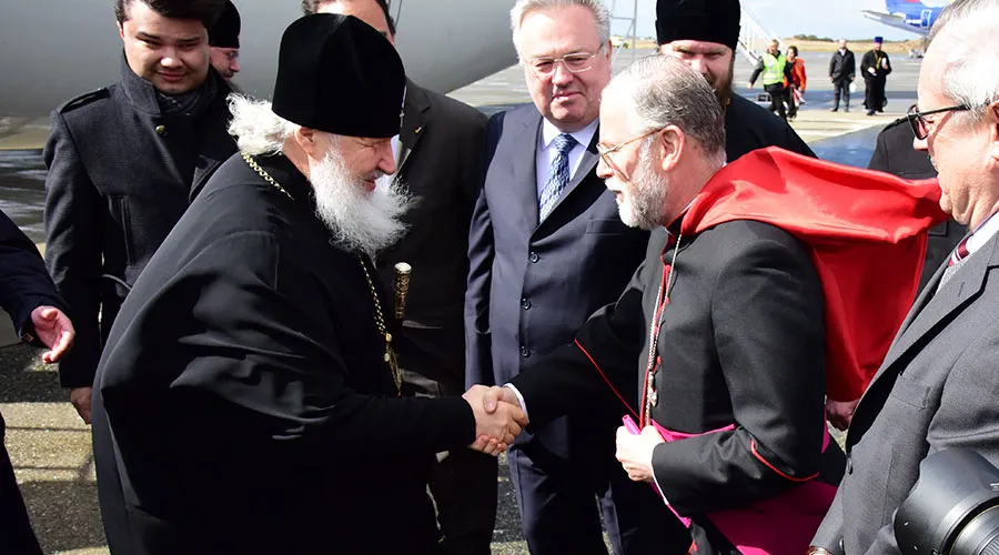 Mons. Bernardo Bastres y Patriarca Ruso Kirill / Foto: Obispado Punta Arenas?w=200&h=150