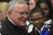 Mons. Chaput responde a revista jesuita que criticó coalición católico-evangélica en EEUU