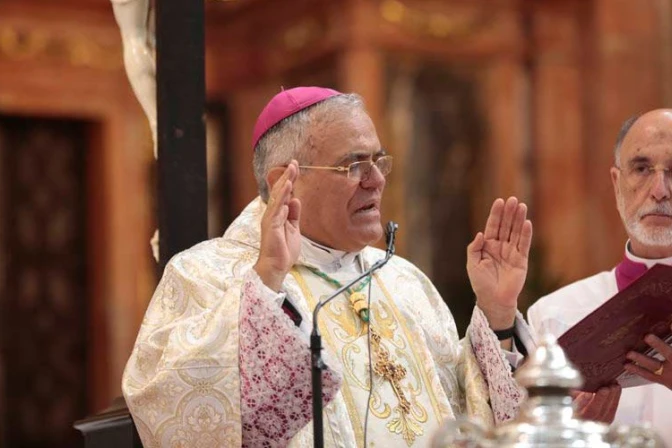 “La misericordia es un amor paciente que no se cansa de esperar”, dice Obispo