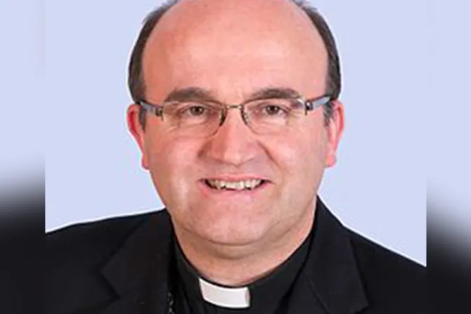 Educación moral y espiritual es determinante para construir la paz, afirma Obispo español
