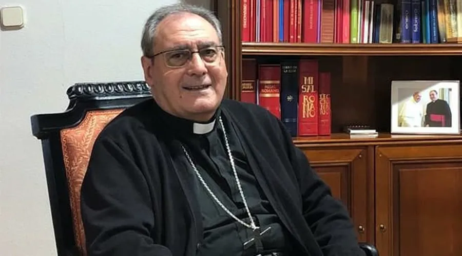 Mons. José María Gil Tamayo, Obispo de Ávila. Crédito: Facebook Diócesis de Ávila.