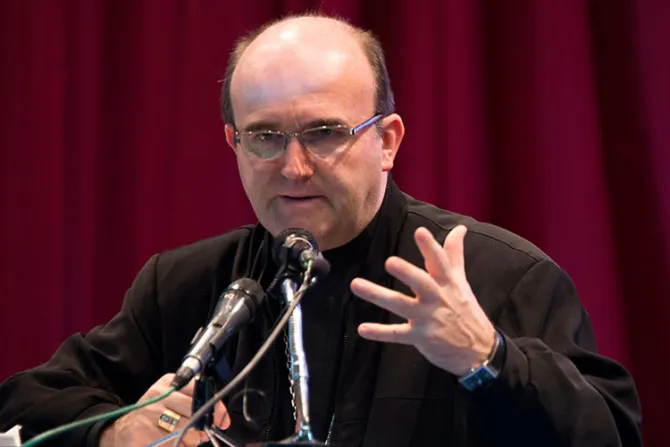 Mons. Munilla habla a musulmanes del “principio sagrado de la libertad religiosa”