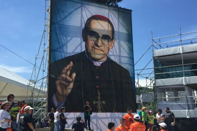 Mons. Romero es estrella luminosa en el cielo espiritual de América, dice Cardenal Amato