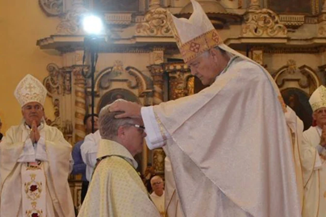 Ordenan un nuevo Obispo para Perú