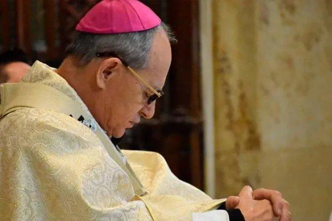 Papa Francisco acepta renuncia de arzobispo colombiano