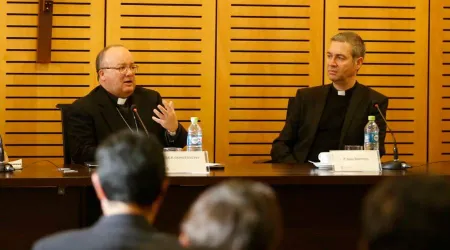 Mons. Scicluna: Aceptar verdad de abusos y acoger a víctimas es clave para sanar la Iglesia