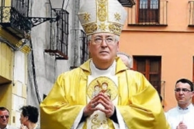 Mons. Reig Pla agradece más de 100 cartas de apoyo de exgays