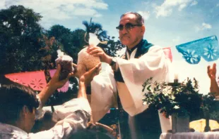 Mons. Oscar Arnulfo Romero. Foto Arzobispado de San Salvador 