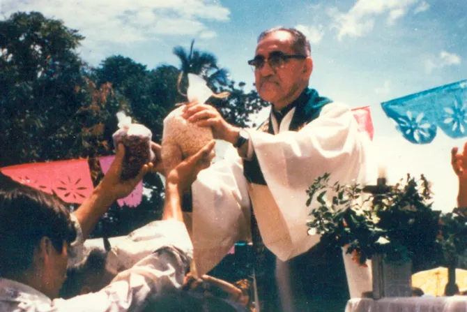 La Iglesia proclamará santo a Mons. Óscar Romero