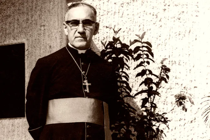 "No hay nada oficial" sobre beatificación de Mons. Romero