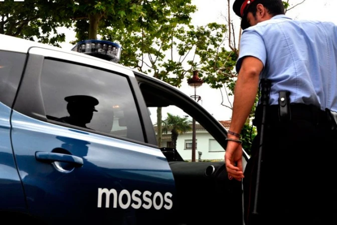 Arzobispo suspende retiro para volver a Barcelona y obispos expresan su solidaridad