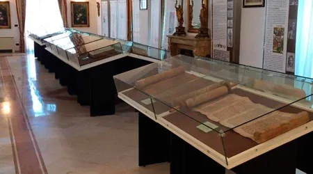 Arquidiócesis italiana presenta muestra “Museo de la Biblia, libro de vida y cultura”