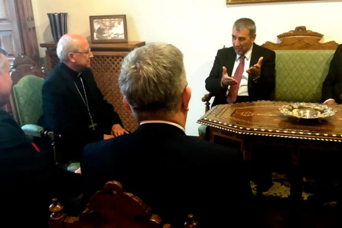 Líder musulmán envía pésame a Obispo católico por atentado en Barcelona