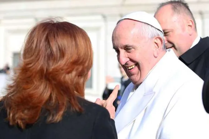 “Merecemos respuestas ahora”: 5.000 mujeres católicas le escriben al Papa Francisco