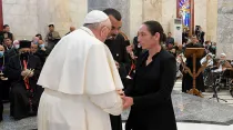 El Papa Francisco y Doha Sabah Abdallah. Créditos: Vatican Media
