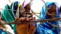 Mujeres desplazadas en Sudán / Foto: Flickr United Nations Photo (CC-BY-NC-ND-2.0)