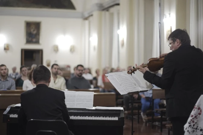 60 voces de América Latina se unen en nuevo canto de Adviento