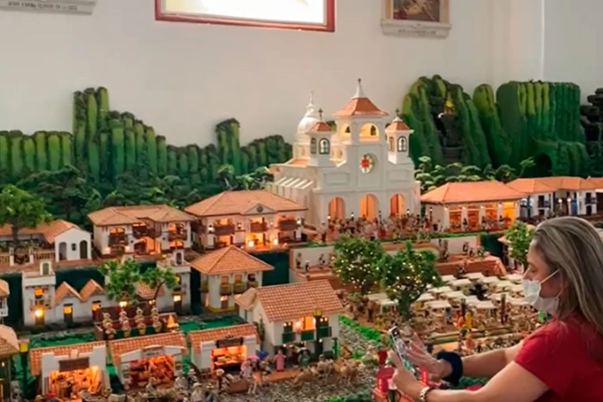 Inauguran pesebre que sería el más grande de América Latina