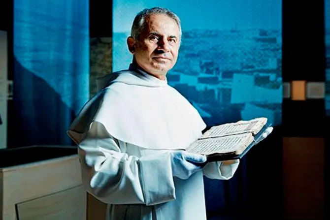 Fraile dominico salva 800 manuscritos de la destrucción de ISIS en Irak