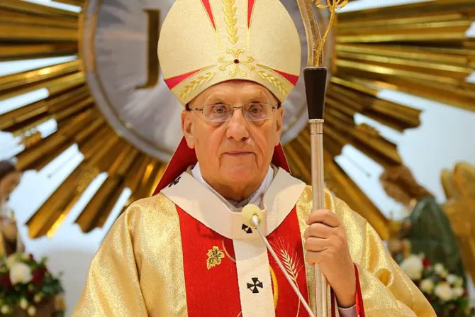 Arzobispo exiliado de Bielorrusia: No permitamos la “cuarentena espiritual” en Navidad