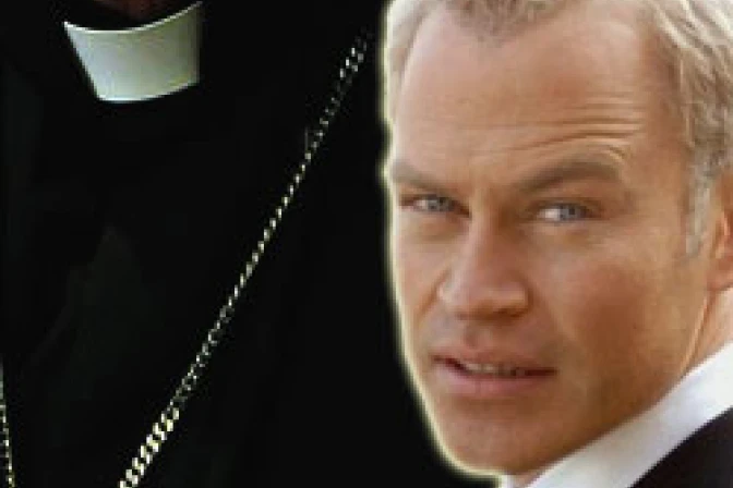 Actor despedido por rechazar escenas de sexo ahora produce serie sobre sacerdote