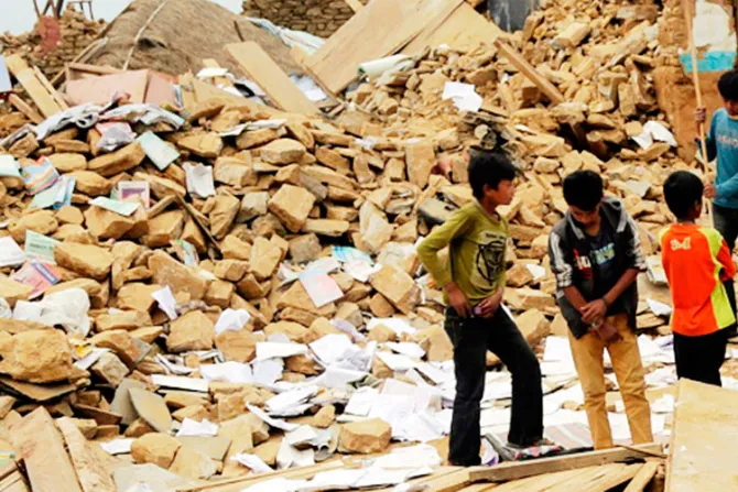 Cáritas continúa labor de reconstrucción en Nepal a medio año de devastador terremoto