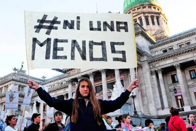#NiUnaMenos: Critican que introdujeran aborto en marcha anti feminicidios en Argentina