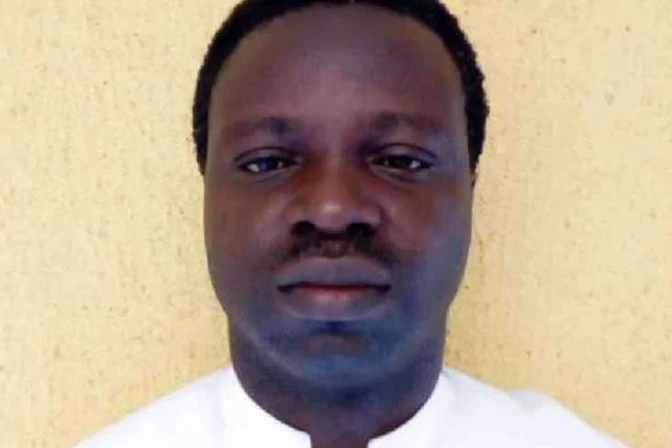 Anuncian liberación de sacerdote que había estado secuestrado