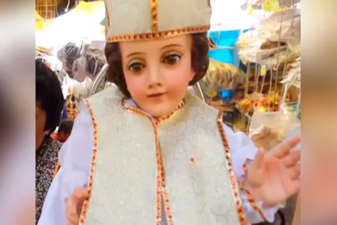 México: Sacerdote pide no caer en supersticiones al “vestir al Divino Niño”