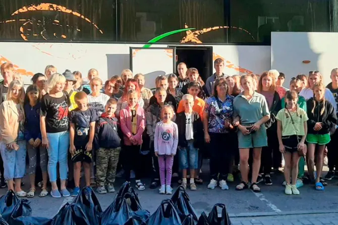 42 niños ucranianos llegan a Italia gracias a Cáritas