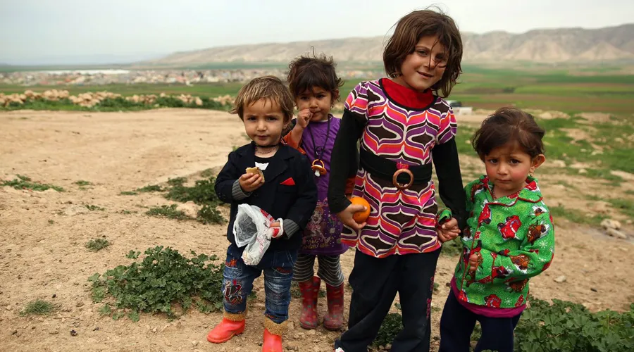 Un grupo de niños en un campo de refugiados en Duhok, Irak. Foto: Daniel Ibáñez / ACI Prensa?w=200&h=150