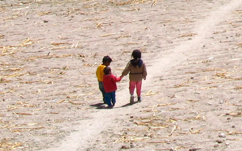 Niños migrantes (foto referencial) / Autor: Flick Janhamlet_(CC-BY-NC-SA-2.0)