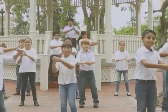 El Papa en Perú: Niños interpretan con lenguaje de señas himno en su honor [VIDEO]