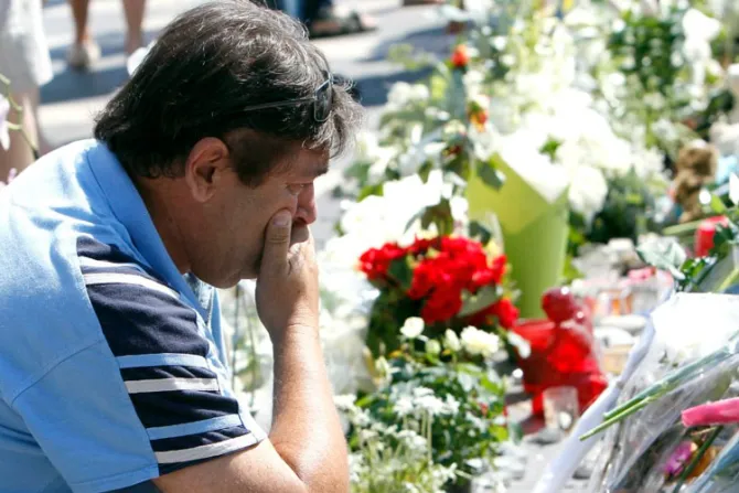 ¿Qué hacer tras atentado en Niza? Arzobispo propone este desafío al mundo