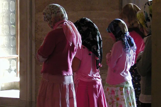 Cristianos luchan contra el rapto y conversiones forzadas de niñas al islam